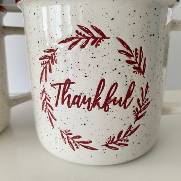 Oversized Mug - "Thankful" with Floral Wreath - Picture 7 of 9